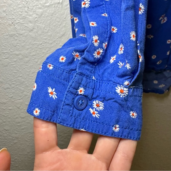 BeachlaunchLounge Blue Floral Print Button Down Shirt Blouse Top - Picture 4 of 7